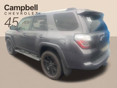 Used 2022 Toyota 4Runner SR5 Premium w/ Moonroof Package RWD image 6