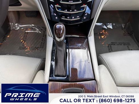Used 2013 Cadillac XTS Platinum image 21
