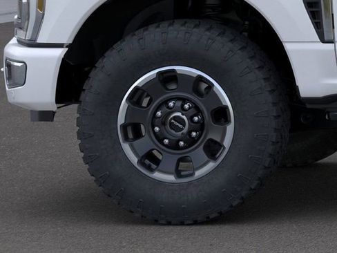 New 2024 Ford F350 Platinum w/ Tremor Off-Road Package image 19