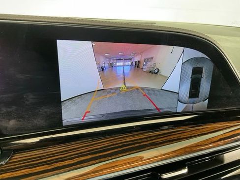 Certified 2024 Cadillac Escalade ESV Premium Luxury image 10