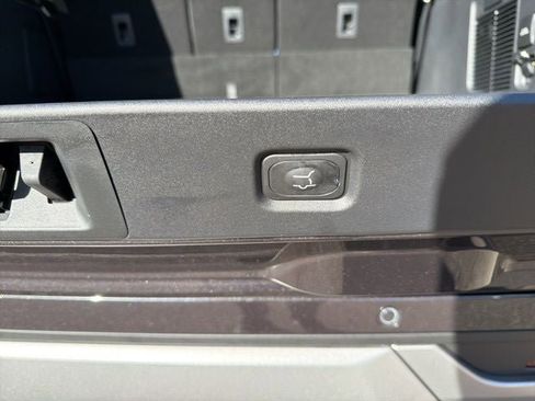 New 2026 Ford Expedition Max Platinum image 17