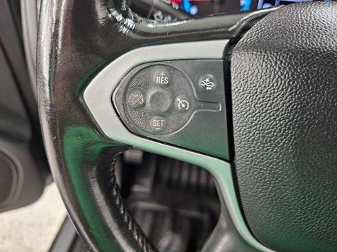 Used 2021 Chevrolet Colorado LT w/ Fleet Safety Package image 11