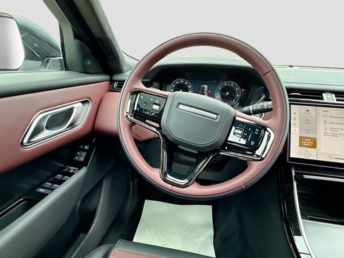 New 2026 Land Rover Range Rover Velar Autobiography AWD/4WD image 11