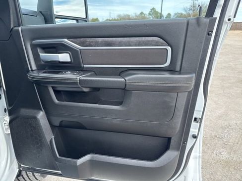 Used 2024 RAM 2500 Big Horn image 23