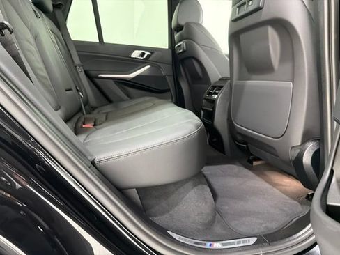 Certified 2022 BMW X5 xDrive40i w/ M Sport Package AWD/4WD image 23
