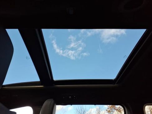 New 2026 Chrysler Pacifica Select w/ S Appearance Package image 14