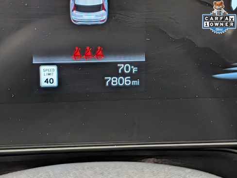Certified 2025 Kia Niro EX Touring FWD image 19