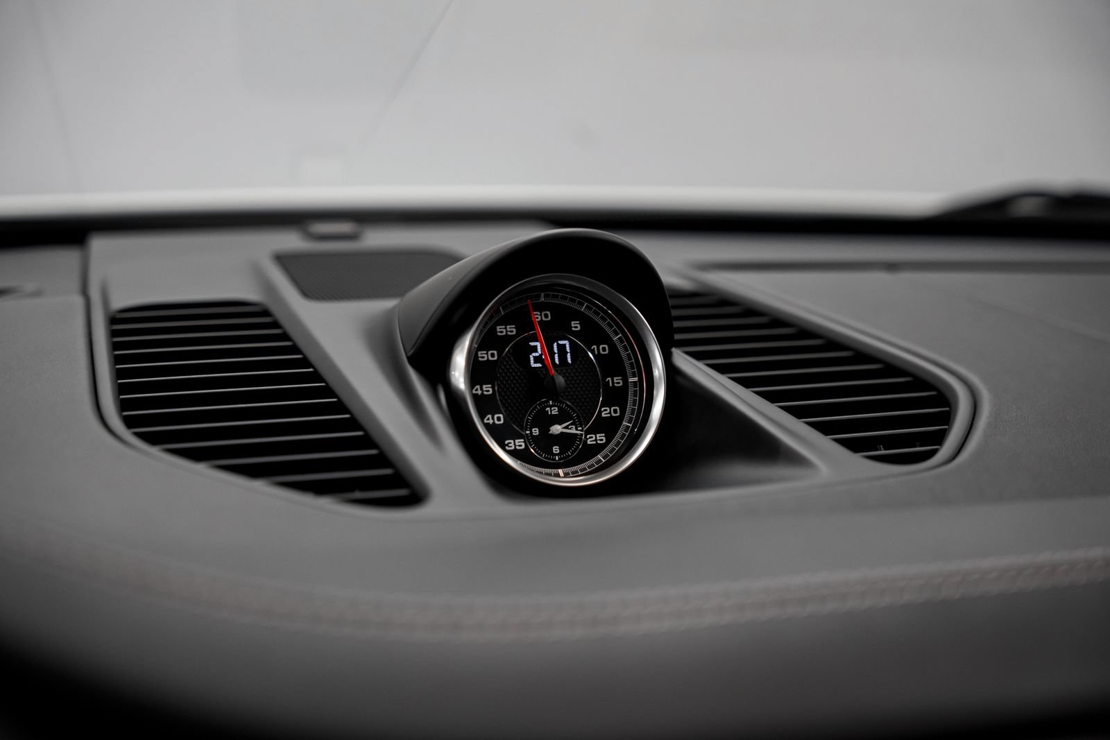 Used 2019 Porsche 911 Targa 4 GTS w/ GTS Interior Package AWD/4WD image 13
