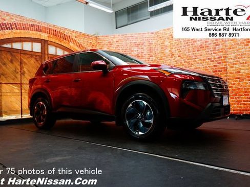 Certified 2025 Nissan Rogue SV AWD/4WD image 1