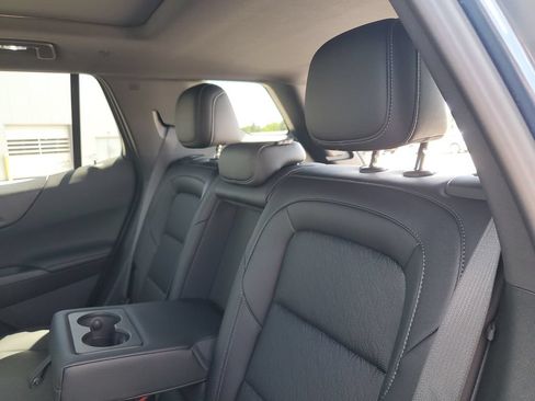 Used 2026 Chevrolet Equinox LT w/ Convenience Package II AWD/4WD image 35