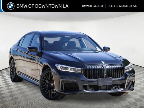 Used 2022 BMW 750i xDrive w/ Executive Package AWD/4WD image 1