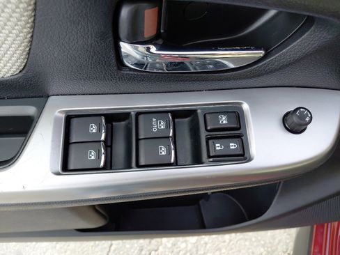 Used 2016 Subaru Crosstrek 2.0i Premium image 15