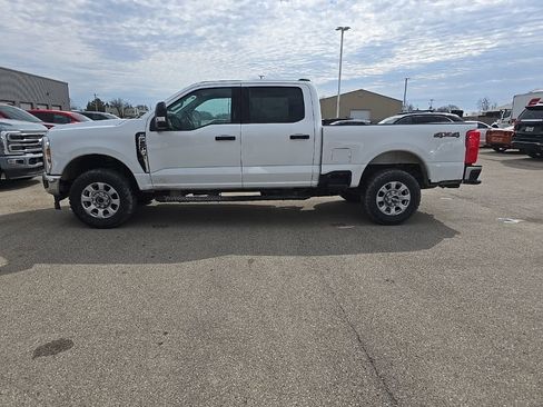 Used 2024 Ford F250 XLT image 3