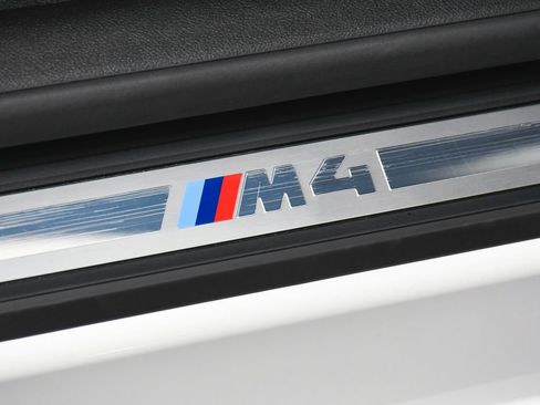 Used 2024 BMW M4 xDrive Competition w/ Executive Package AWD/4WD image 15