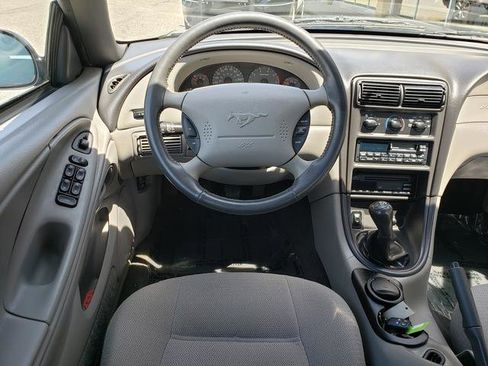 Used 2000 Ford Mustang Convertible RWD image 14