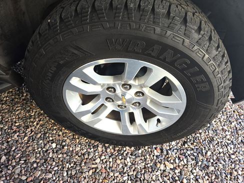 Used 2017 Chevrolet Tahoe LT image 40