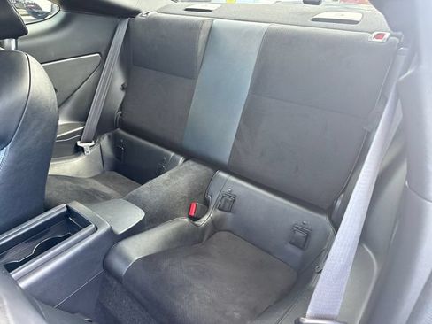 Used 2025 Toyota GR86 Premium w/ ALL Weather Mat Package (TMS) RWD image 14