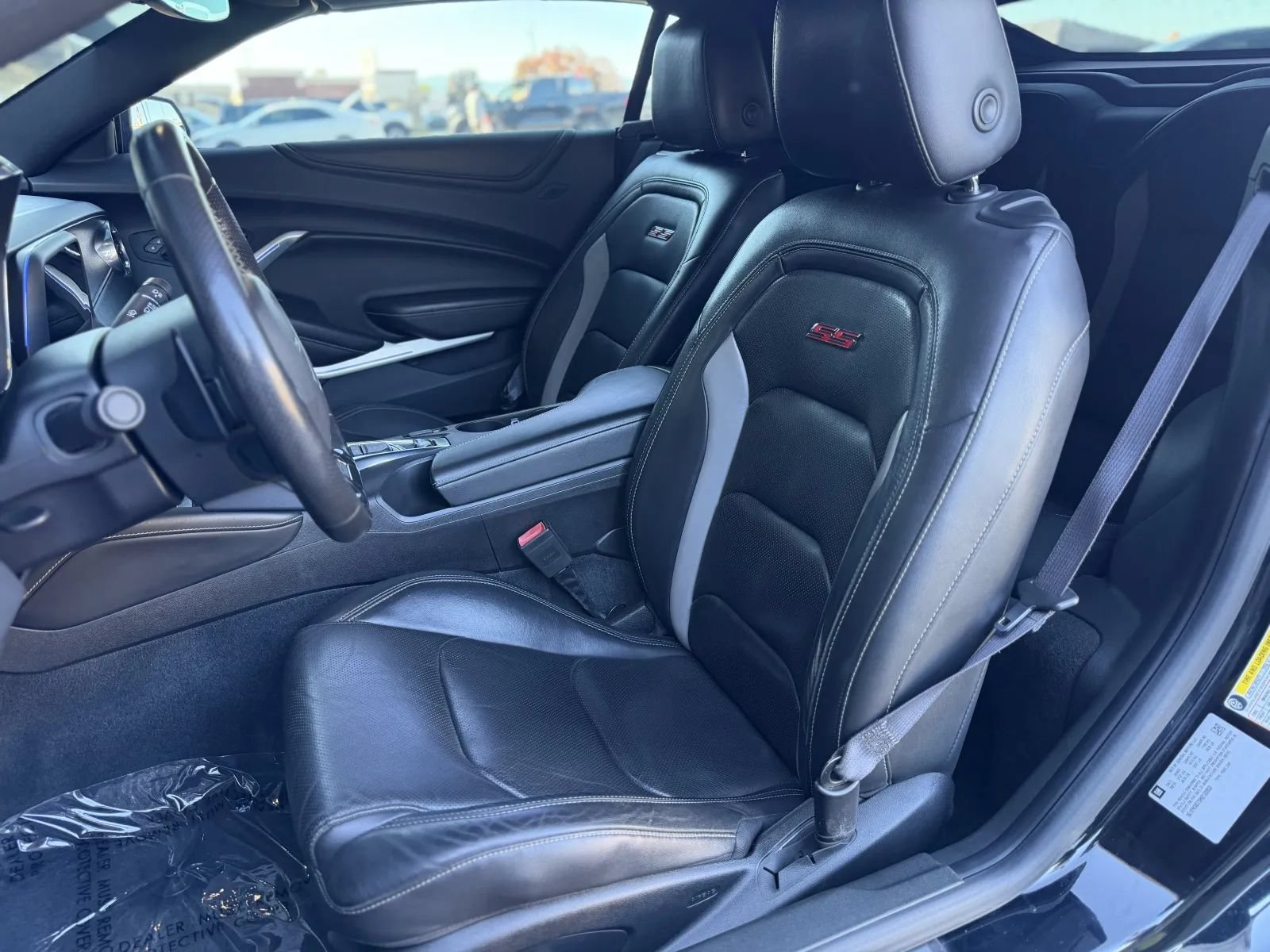Used 2017 Chevrolet Camaro SS RWD image 14