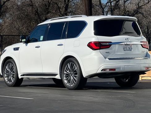 Used 2021 INFINITI QX80 Sensory w/ All-Season Package image 6