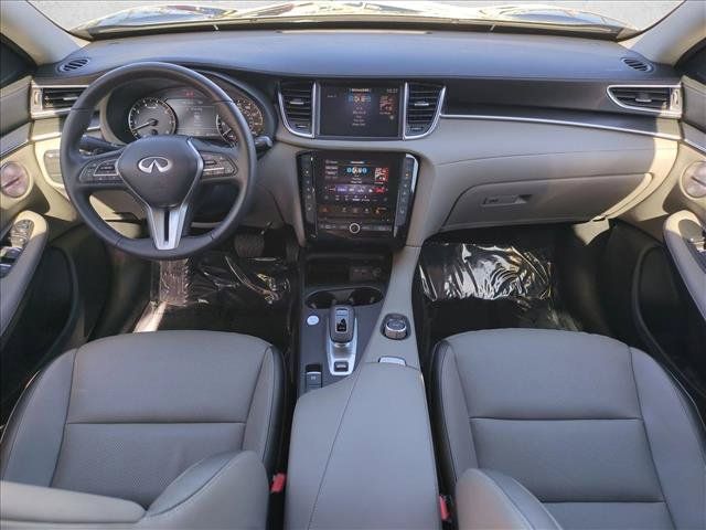 Used 2025 INFINITI QX50 Luxe AWD/4WD image 18