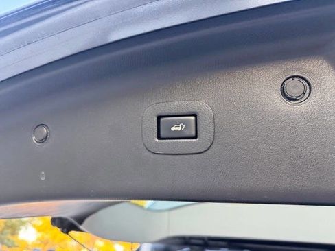 Used 2017 Nissan Armada SL w/ Technology Package image 21