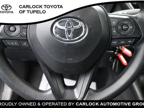 Used 2025 Toyota Corolla LE FWD image 20