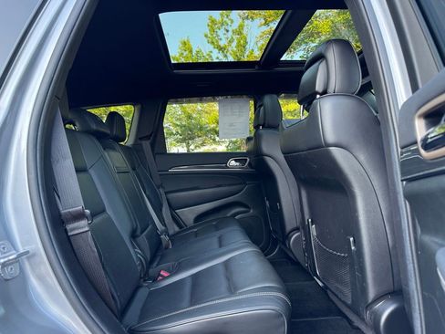 Used 2014 Jeep Grand Cherokee Overland RWD image 20