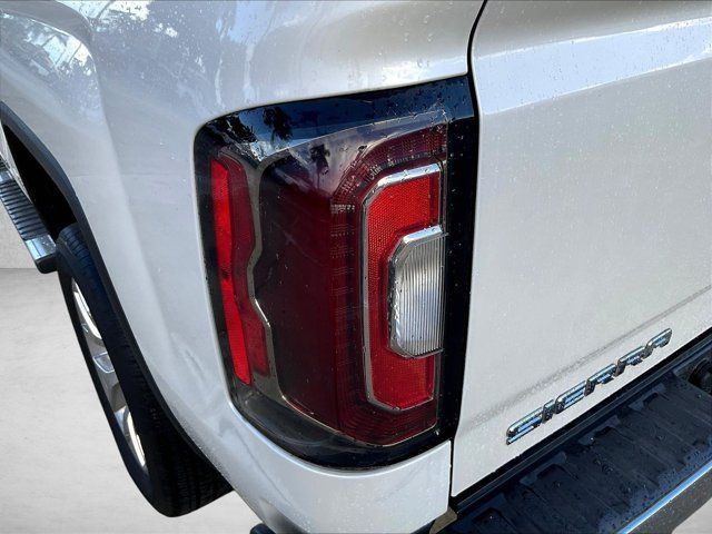 Used 2018 GMC Sierra 1500 SLT w/ SLT Premium Package RWD image 28