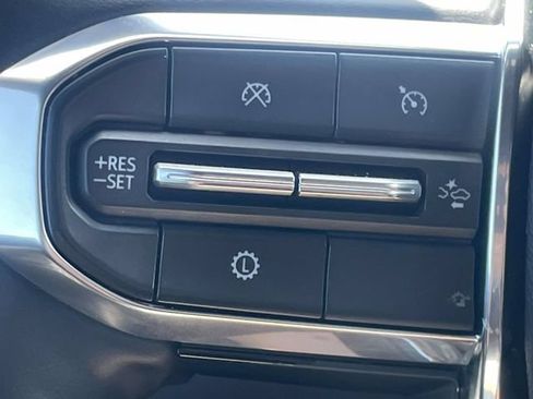 Used 2024 GMC Acadia Elevation FWD image 21