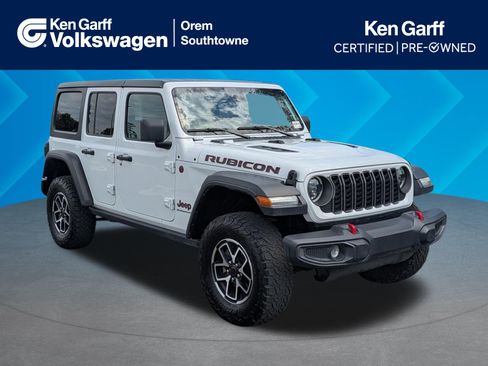 Used 2025 Jeep Wrangler Unlimited Rubicon AWD/4WD image 1