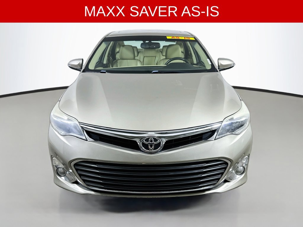Used 2015 Toyota Avalon Limited FWD image 2