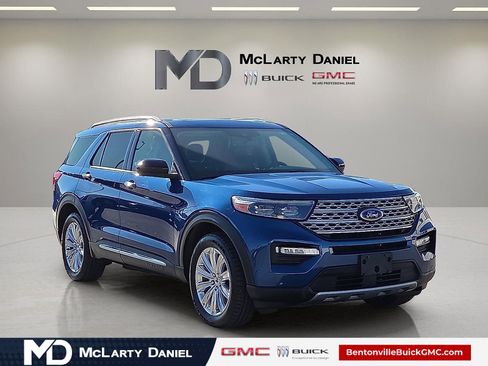 Used 2022 Ford Explorer Limited image 1