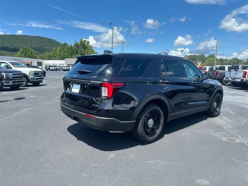 New 2025 Ford Explorer 4WD Police Interceptor image 5