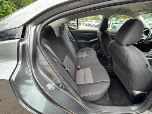 Used 2025 Nissan Sentra SV FWD image 36