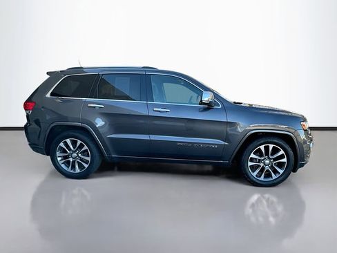 Used 2018 Jeep Grand Cherokee Overland image 5