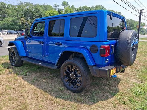Certified 2023 Jeep Wrangler Unlimited Sahara w/ Cold Weather Group AWD/4WD image 4