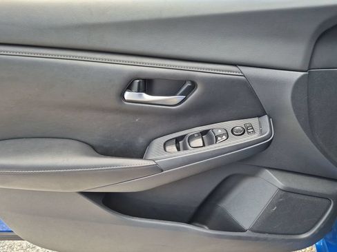 Used 2022 Nissan Sentra SV w/ Trunk Package FWD image 35
