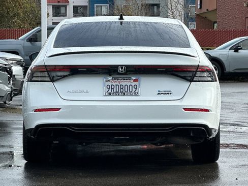 Used 2025 Honda Accord Sport image 4