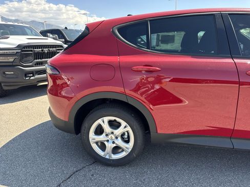 New 2025 Dodge Hornet GT w/ Cold Weather Group image 14