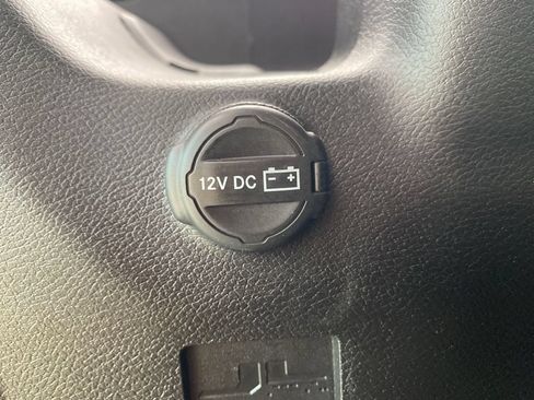 Used 2022 Jeep Wrangler Unlimited Sport AWD/4WD image 17