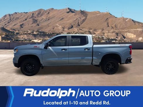Used 2024 Chevrolet Silverado 1500 LT Trail Boss w/ LT Trail Boss Premium Package AWD/4WD image 2