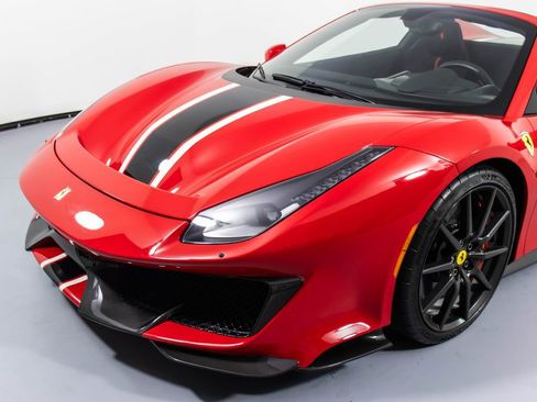 Certified 2020 Ferrari 488 Pista Spider image 31