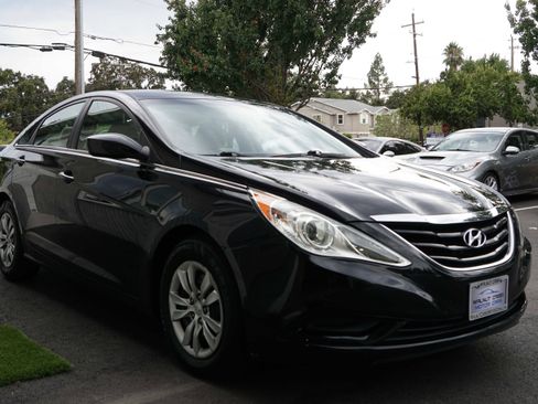 Used 2012 Hyundai Sonata GLS image 9