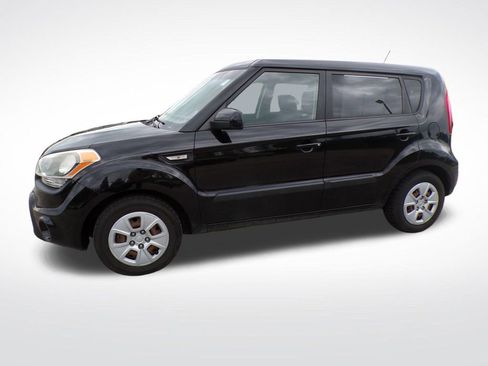 Used 2013 Kia Soul FWD image 3