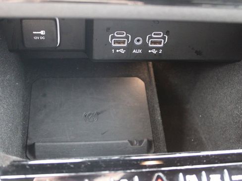 Used 2024 Jeep Wagoneer Series II image 49