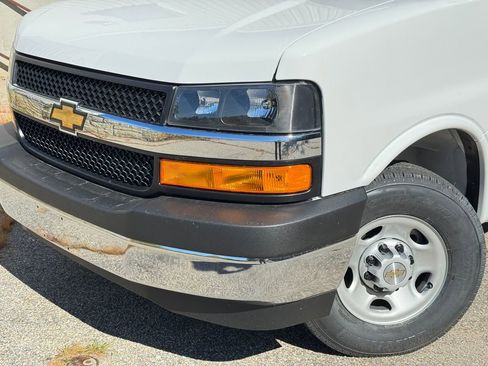 New 2025 Chevrolet Express 2500 Work Van w/ Driver Convenience Package image 3