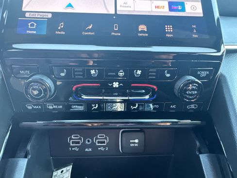 New 2025 Jeep Grand Cherokee L Overland w/ Trailer Tow Package image 25