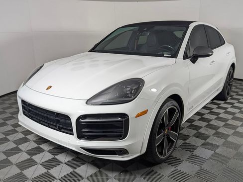 Used 2023 Porsche Cayenne GTS AWD/4WD image 1