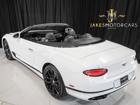 Used 2020 Bentley Continental GT image 7