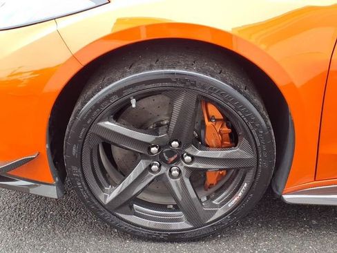 Used 2025 Chevrolet Corvette Z06 w/ Z07 Performance Package image 8